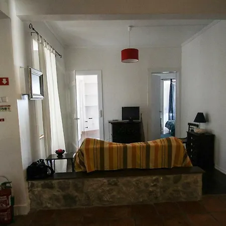 Casas Do Patio Sem Cantigas 4 * סינטרה