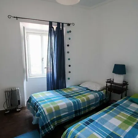 Casas Do Pátio Sem Cantigas 4 *